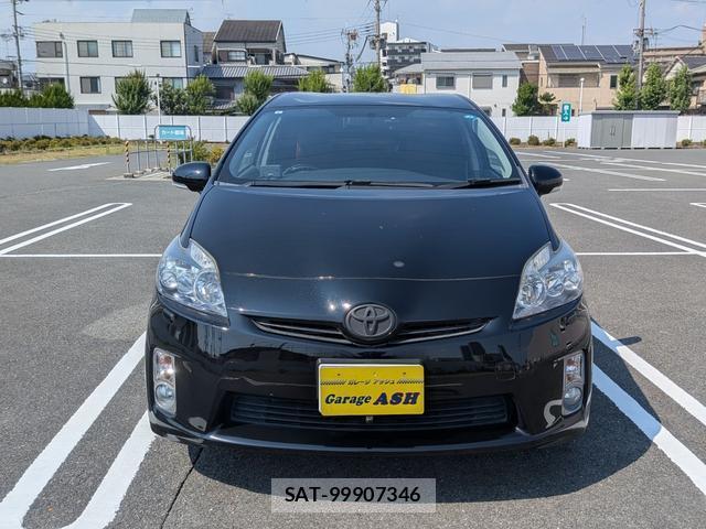 Toyota PRIUS 2011-08 8691057-10