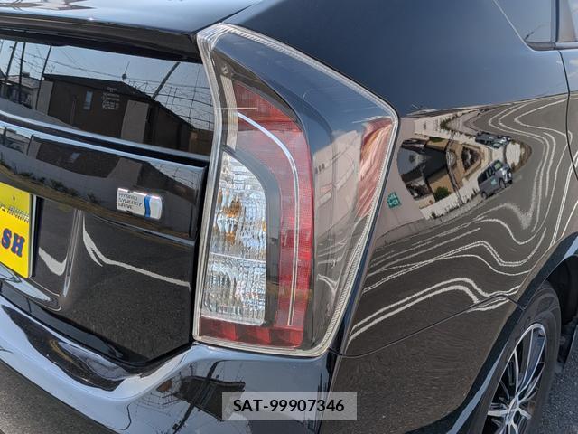 Toyota PRIUS 2011-08 8691057-15