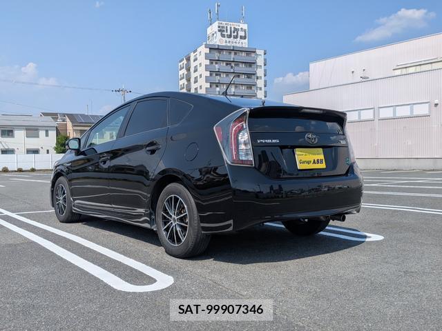 Toyota PRIUS 2011-08 8691057-17