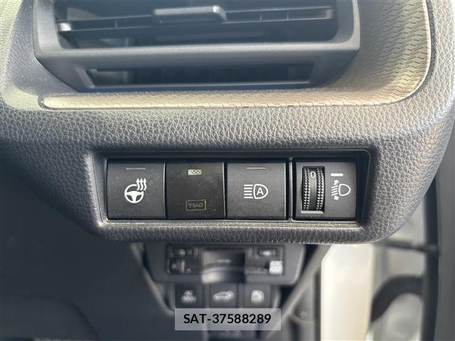 Toyota PRIUS 2024-01 8691174-7