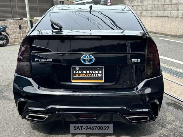 Toyota PRIUS 2013-03 8691479-5
