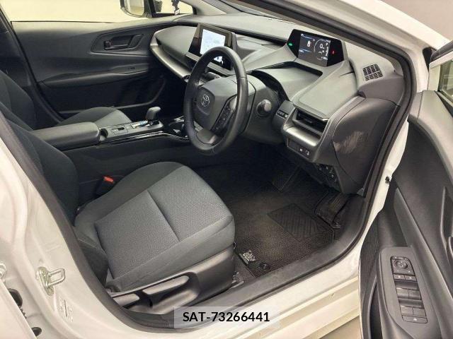 Toyota PRIUS 2023-11 8691525-3