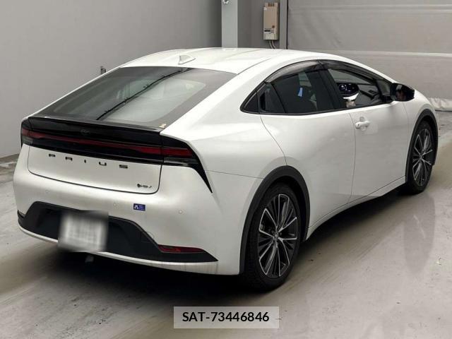 Toyota PRIUS 2023-12 8691526-12