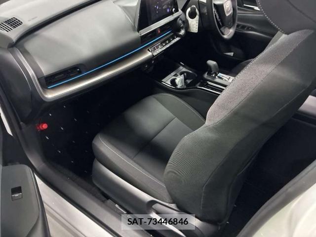 Toyota PRIUS 2023-12 8691526-3
