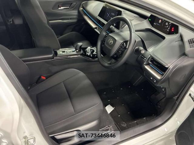 Toyota PRIUS 2023-12 8691526-6