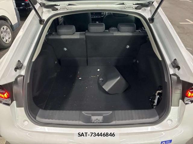 Toyota PRIUS 2023-12 8691526-7