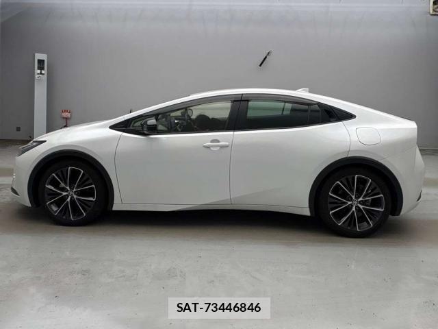Toyota PRIUS 2023-12 8691526-8