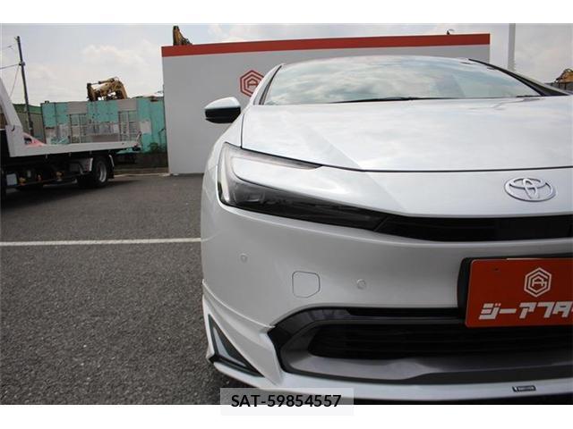 Toyota PRIUS 2023-06 8691630-12