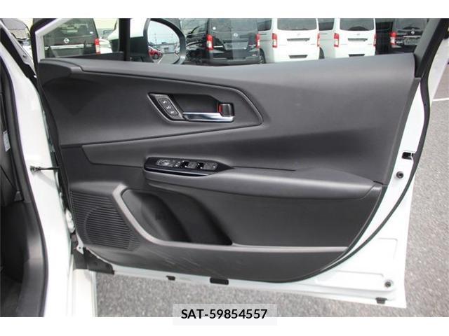 Toyota PRIUS 2023-06 8691630-17
