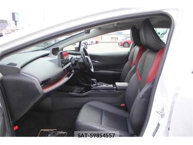 Toyota PRIUS 2023-06 8691630-19