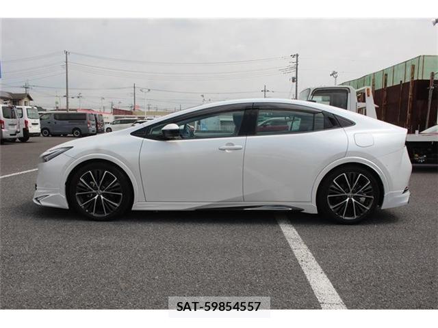 Toyota PRIUS 2023-06 8691630-7