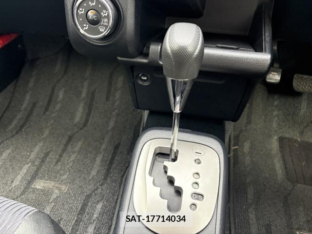 Toyota PROBOX 2015-08 8691574-15