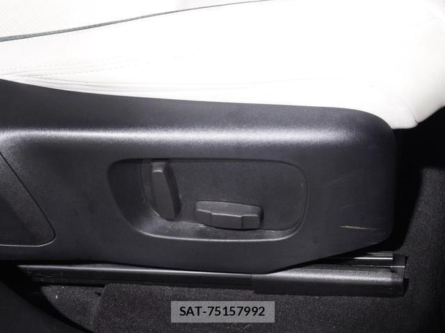 Land Rover RANGE ROVER VELAR 2020-02 8691821-13