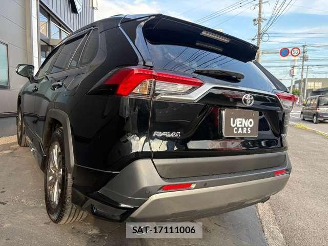 Toyota RAV4 2025-05 8690385-8