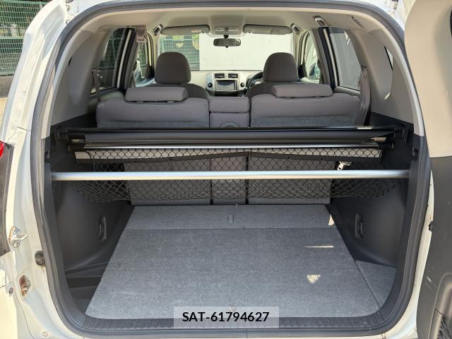 Toyota RAV4 2007-11 8690454-18