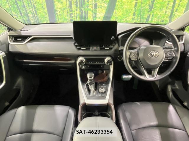 Toyota RAV4 2024-02 8690644-1