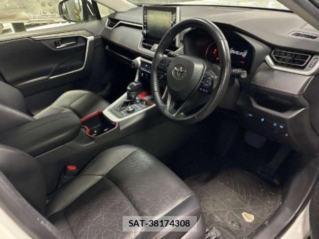 Toyota RAV4 2022-02 8690762-7