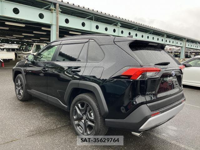 Toyota RAV4 2024-11 8690858-1