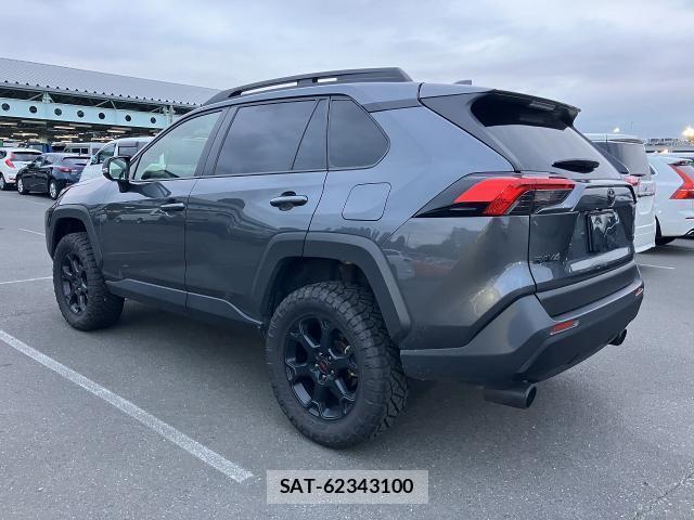 Toyota RAV4 2023-06 8690879-1