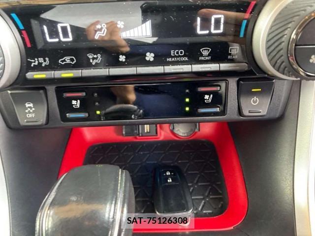 Toyota RAV4 2021-08 8690919-6