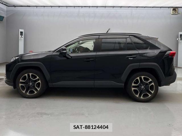 Toyota RAV4 2021-03 8691540-10