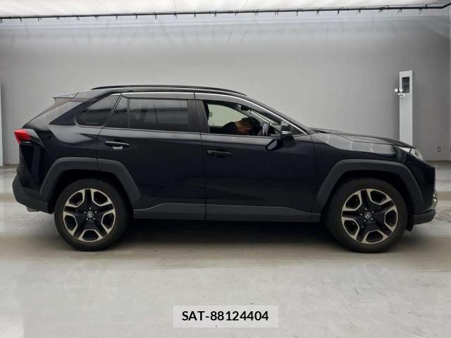Toyota RAV4 2021-03 8691540-9