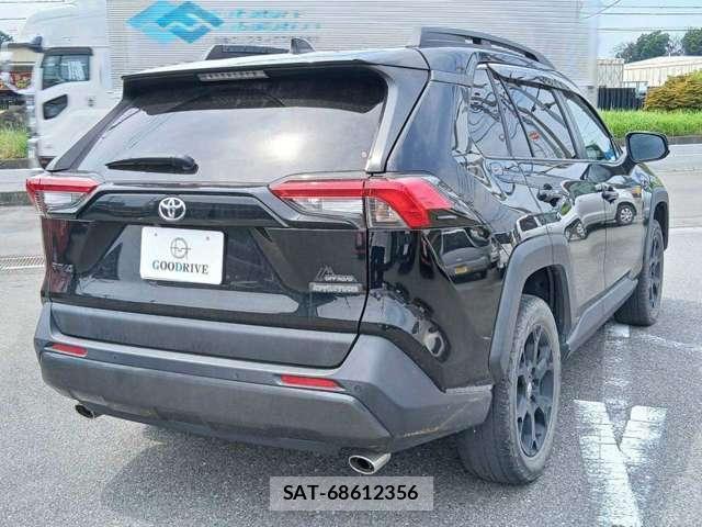 Toyota RAV4 2020-12 8691701-1