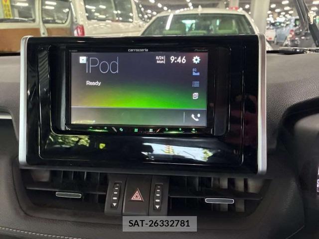 Toyota RAV4 2019-07 8691852-11