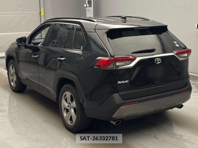 Toyota RAV4 2019-07 8691852-14