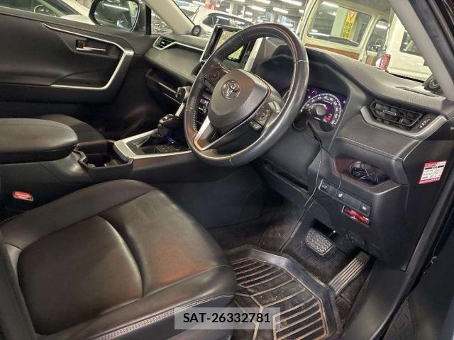 Toyota RAV4 2019-07 8691852-4