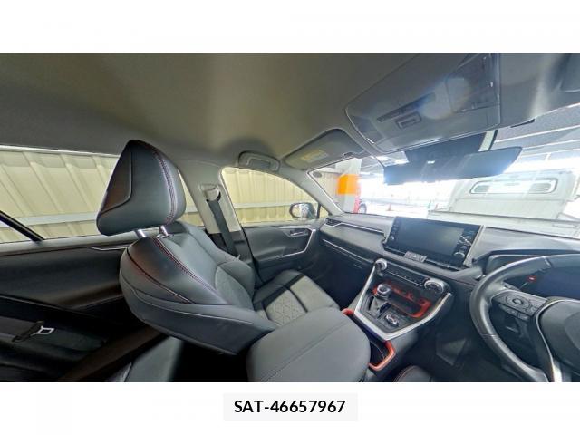 Toyota RAV4 2021-08 8691879-4