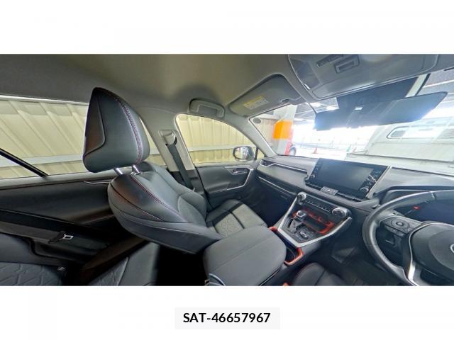 Toyota RAV4 2021-08 8691879-7