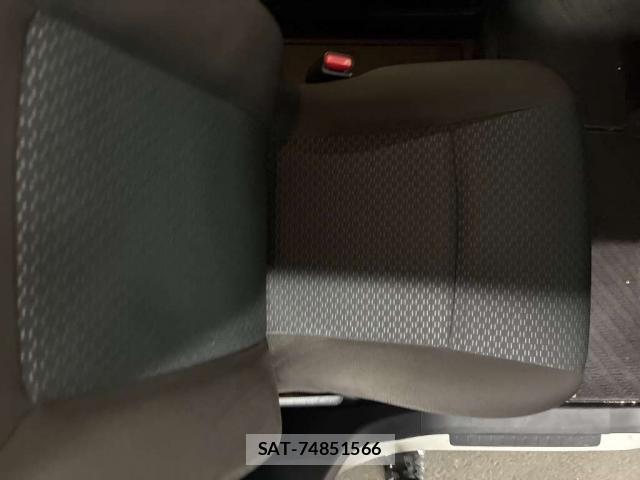 Toyota ROOMY 2021-07 8690718-8