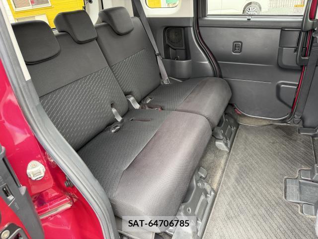 Toyota ROOMY 2017-08 8691123-17