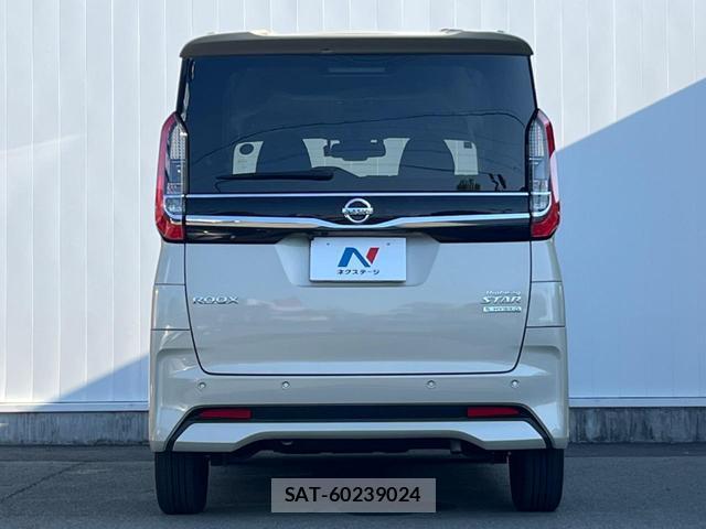 Nissan ROOX 2022-03 8690681-15