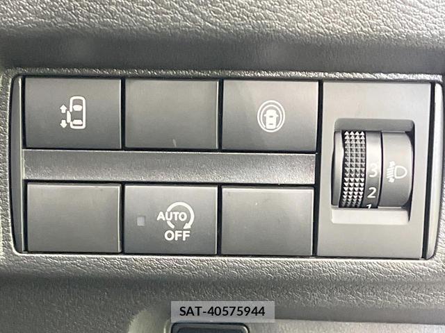 Nissan ROOX 2025-05 8690838-5