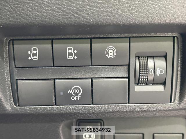 Nissan ROOX 2022-06 8690910-4