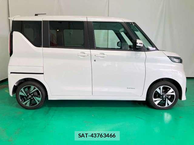 Nissan ROOX 2023-09 8691245-14