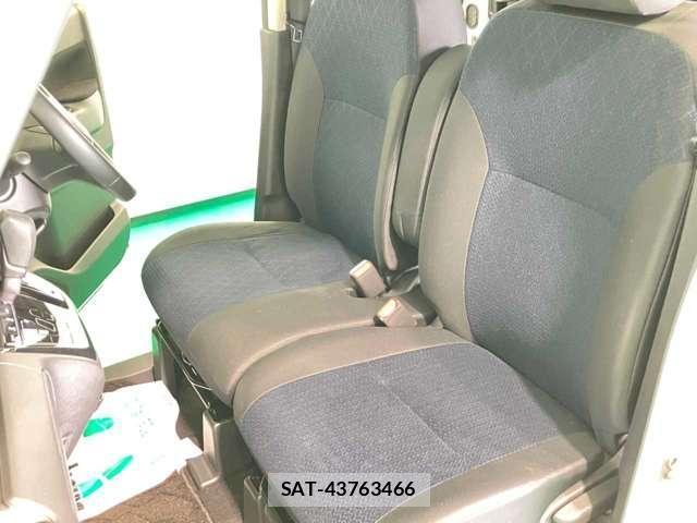Nissan ROOX 2023-09 8691245-3