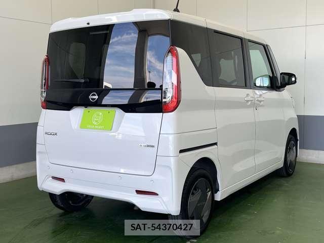 Nissan ROOX 2023-11 8691253-16
