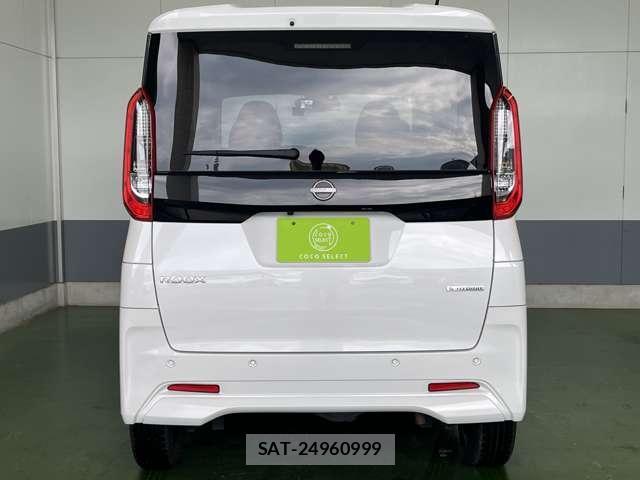 Nissan ROOX 2023-11 8691258-9