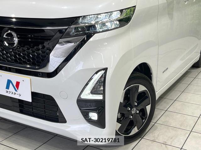 Nissan ROOX 2023-03 8691672-11