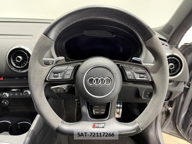 Audi RS3 SPORTBACK 2018-05 8690610-6
