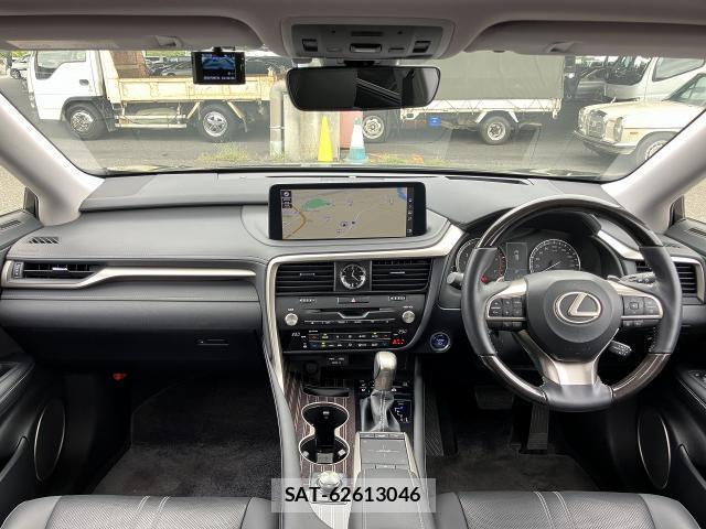 Lexus RX 2021-11 8690859-2