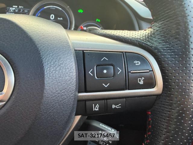 Lexus RX 2017-11 8691184-5