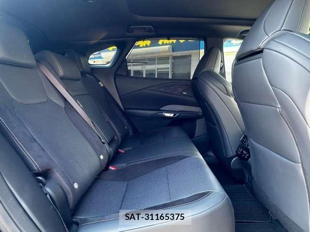 Lexus RX 2026-04 8691953-16