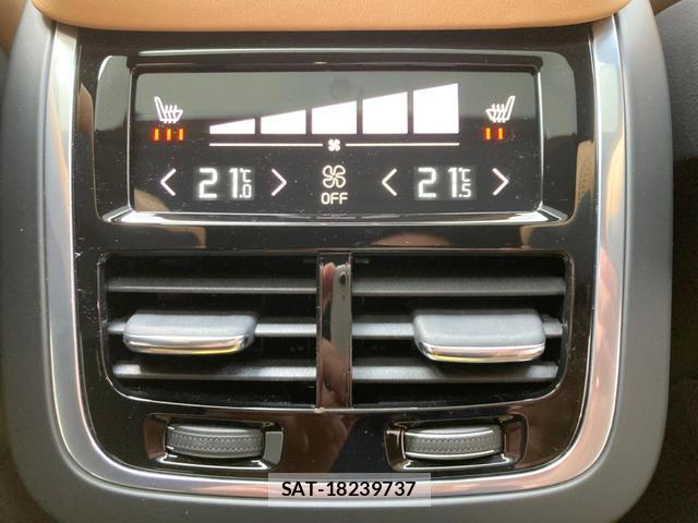 Volvo S90 2017-06 8690339-15