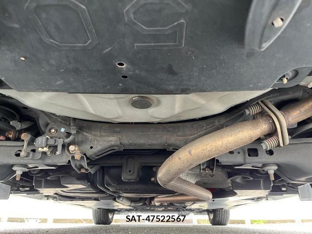 Toyota SAI 2011-09 8690773-14
