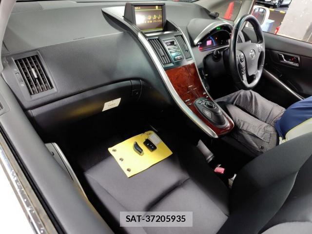 Toyota SAI 2012-10 8691761-2