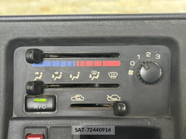 Subaru SAMBAR TRUCK 2012-02 8691588-18